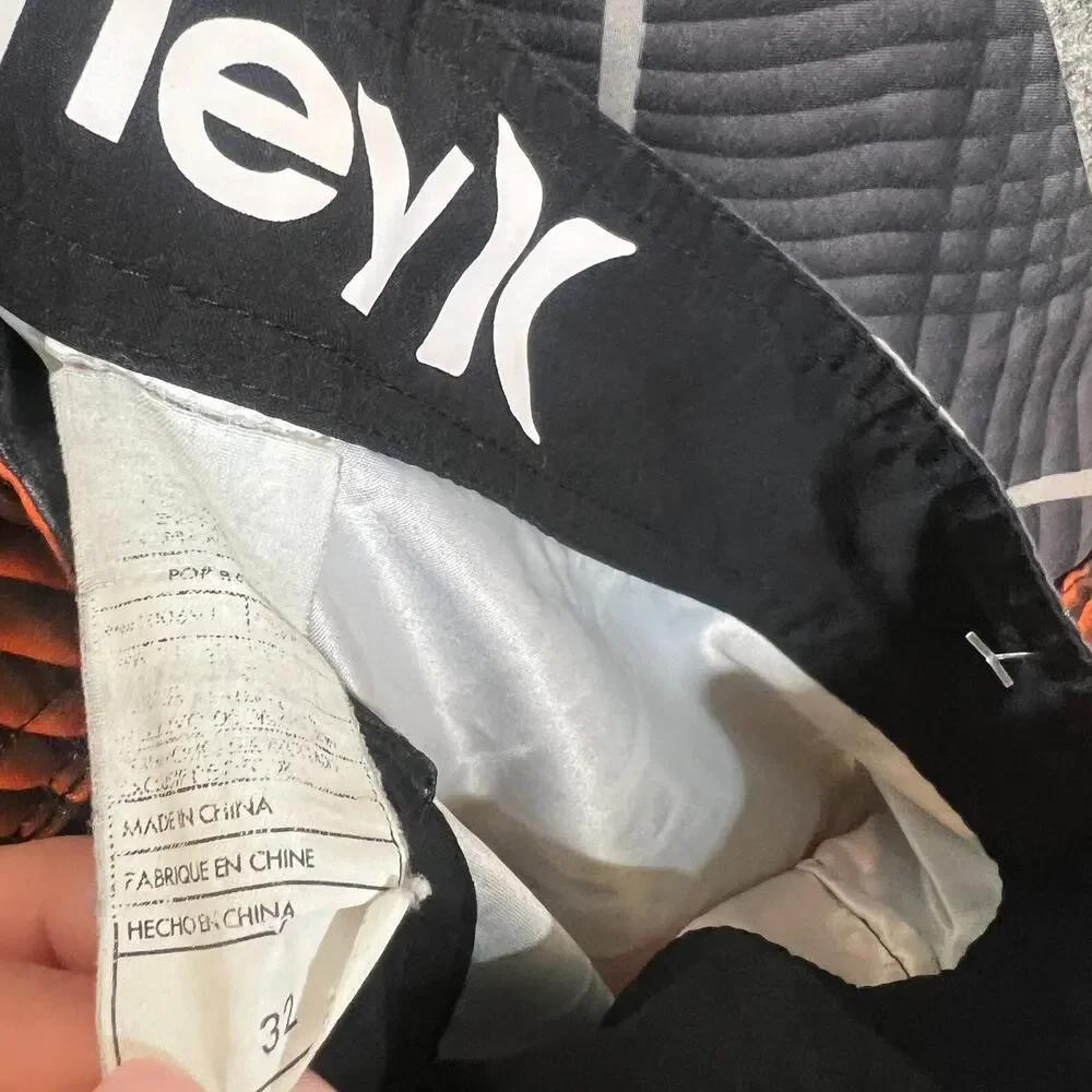 Hurley Swim Trunks Mens 32 Orange Black Beach Board Shorts Relax Pocket Y2K Logo